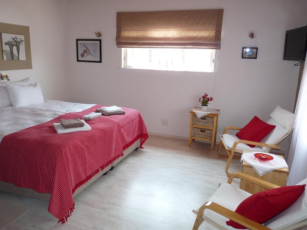 Meike'S Guesthouse Суакопмунд Екстериор снимка