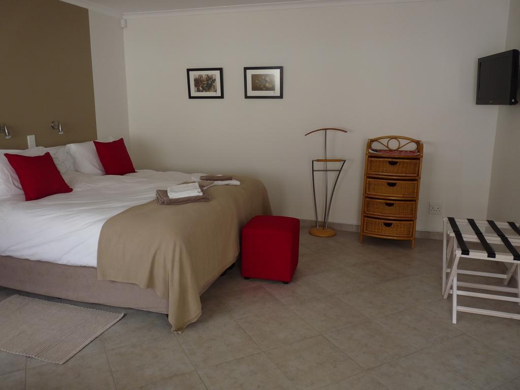 Meike'S Guesthouse Суакопмунд Екстериор снимка